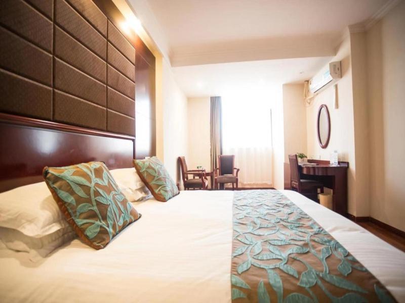 Greentree Inn Jiangsu Wuxi Dongting Leather City Express Hotel ภายนอก รูปภาพ